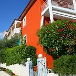 Summer House Nikiti (Sithonia)