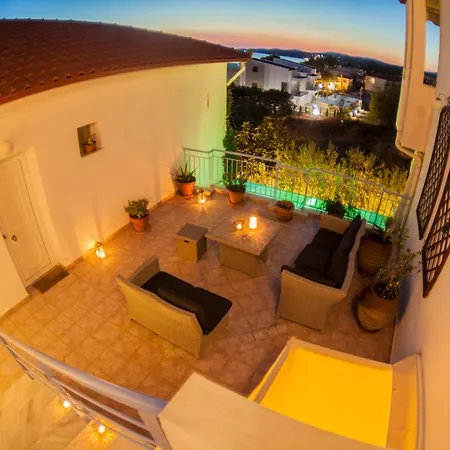 Summer House Nikíti