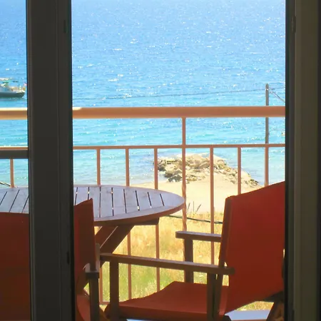 Summer House * Nikíti