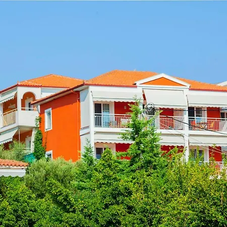 Summer House Apartman *