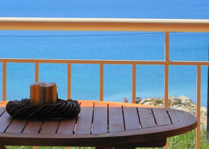 Summer House * Nikiti (Sithonia)